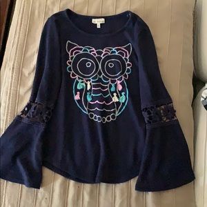 Long sleeve girls shirt